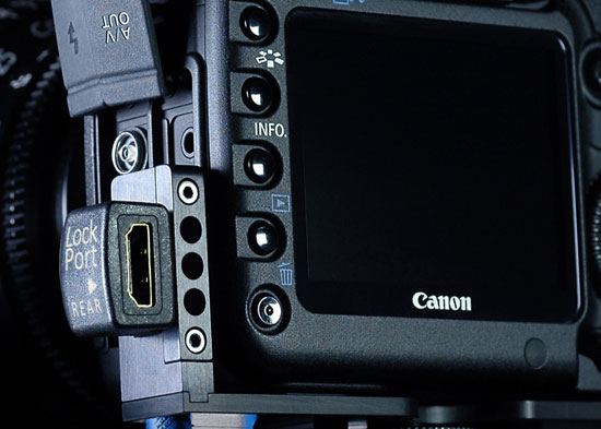 lockport Lock Port on a 5DMrkII